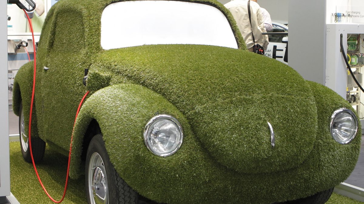 How GPS navigation systems and geospatial data are changing automotive industry.